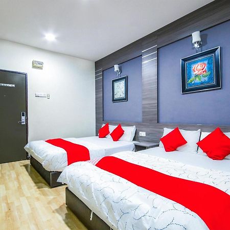 שאה אלאם Capital O 812 Hotel Smc Seksyen 13 מראה חיצוני תמונה