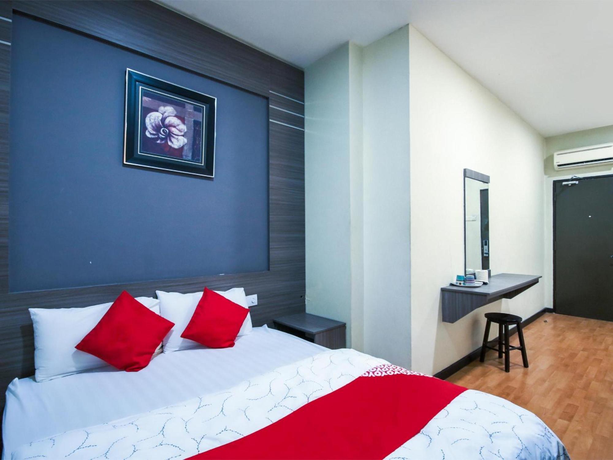 שאה אלאם Capital O 812 Hotel Smc Seksyen 13 מראה חיצוני תמונה