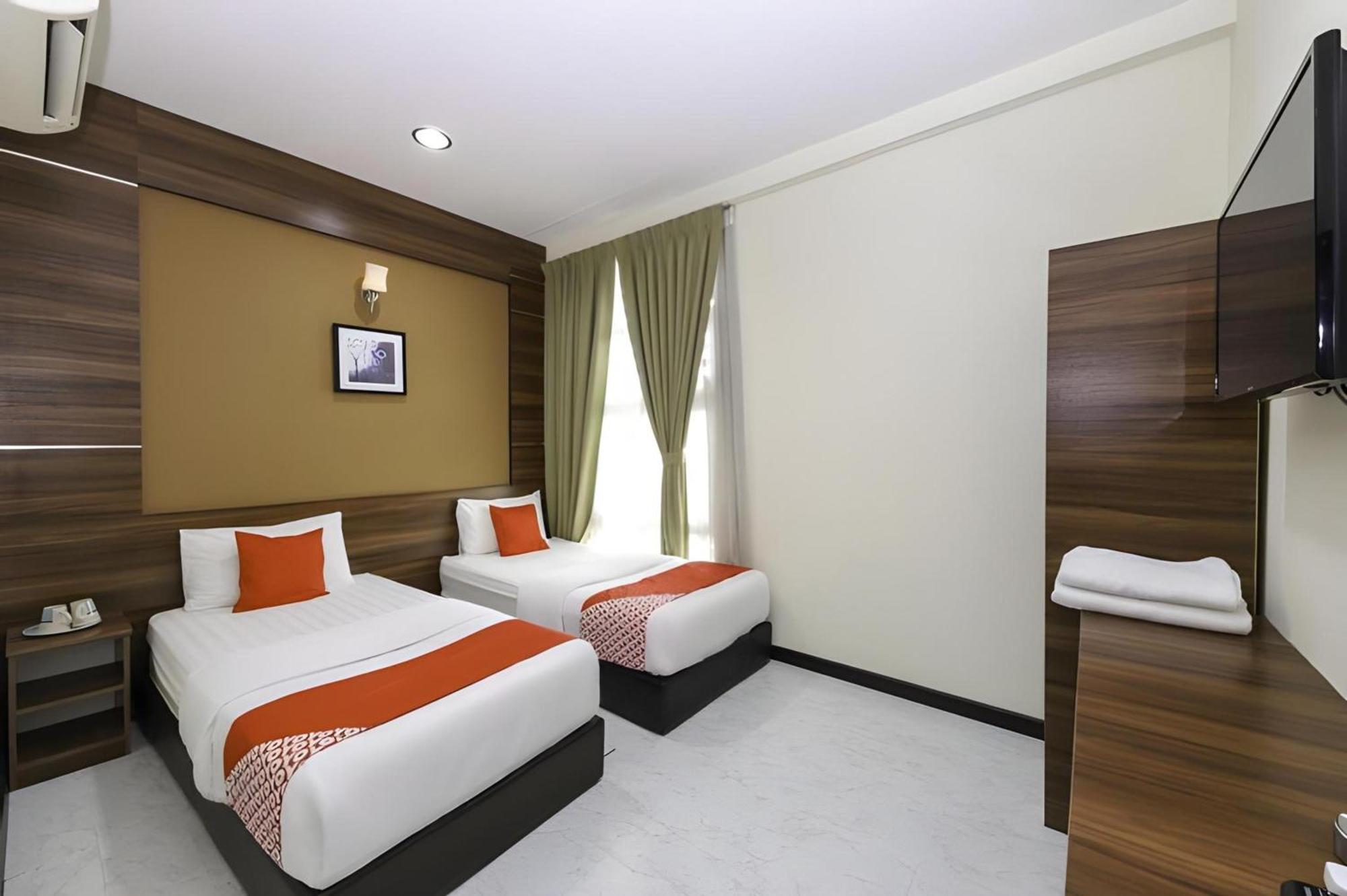 שאה אלאם Capital O 812 Hotel Smc Seksyen 13 מראה חיצוני תמונה