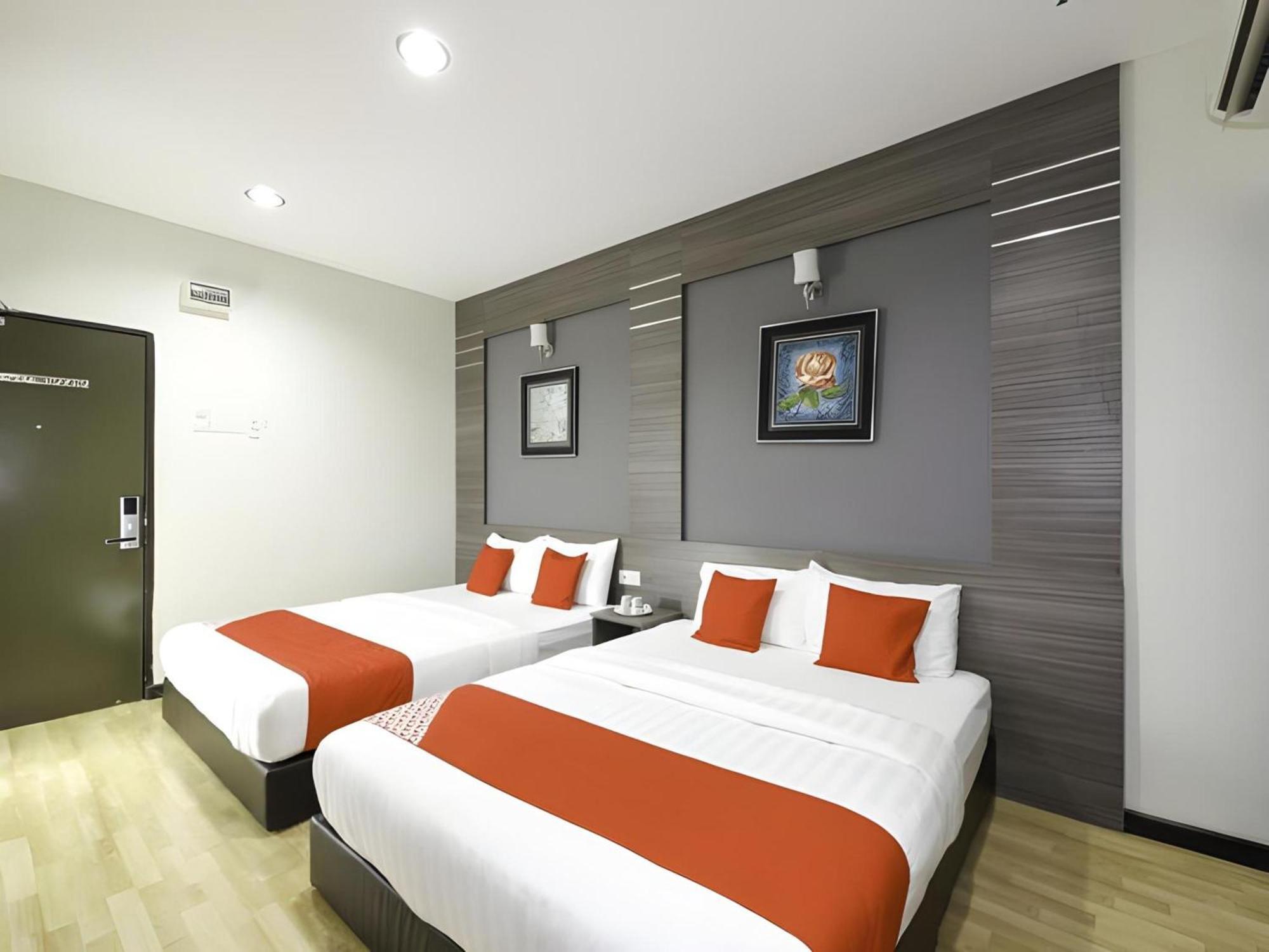 שאה אלאם Capital O 812 Hotel Smc Seksyen 13 מראה חיצוני תמונה
